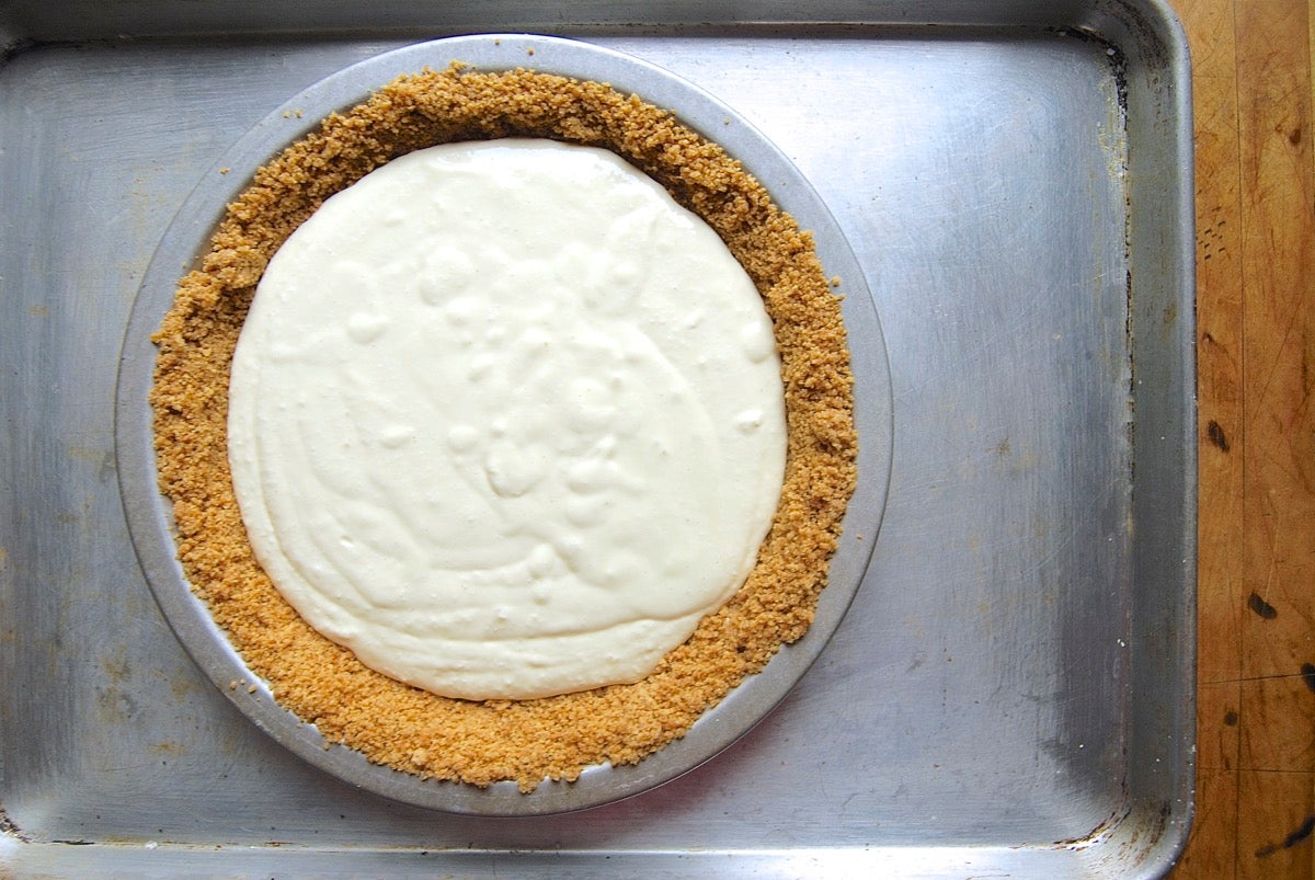 Easy Cheesecake via @kingarthurflour