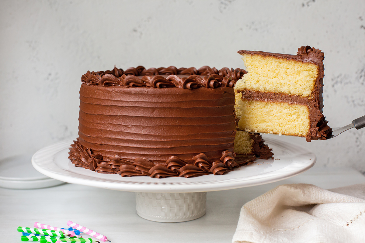 The best way to cut cake via @kingarthurflour