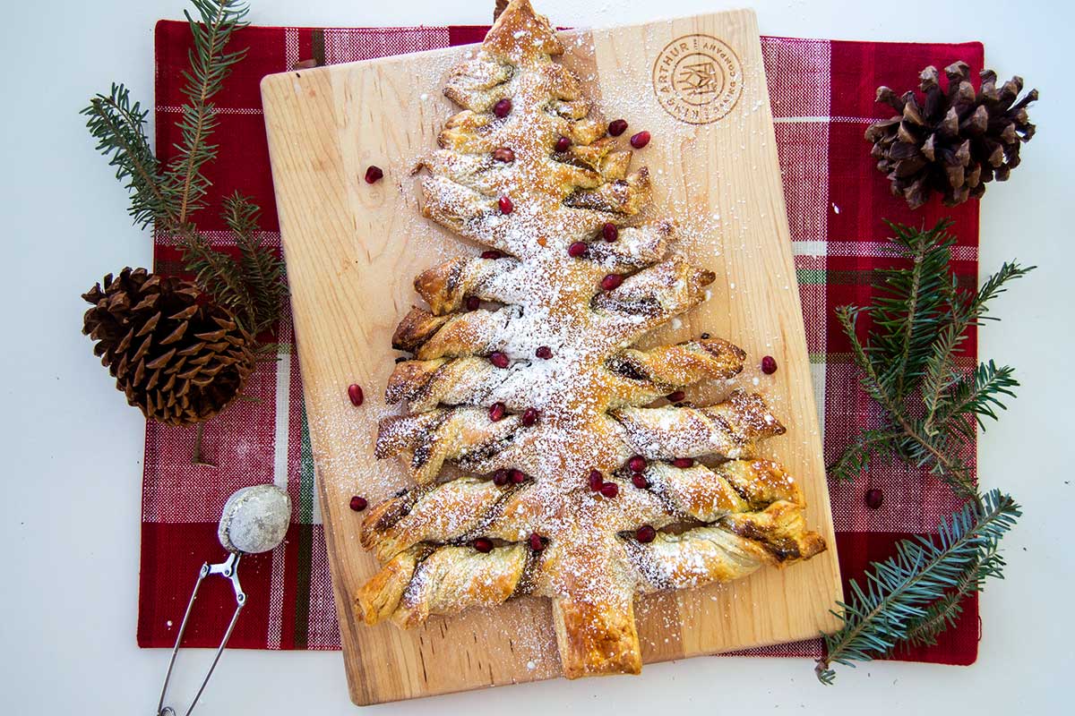 Puff pastry in Christmas tree shape