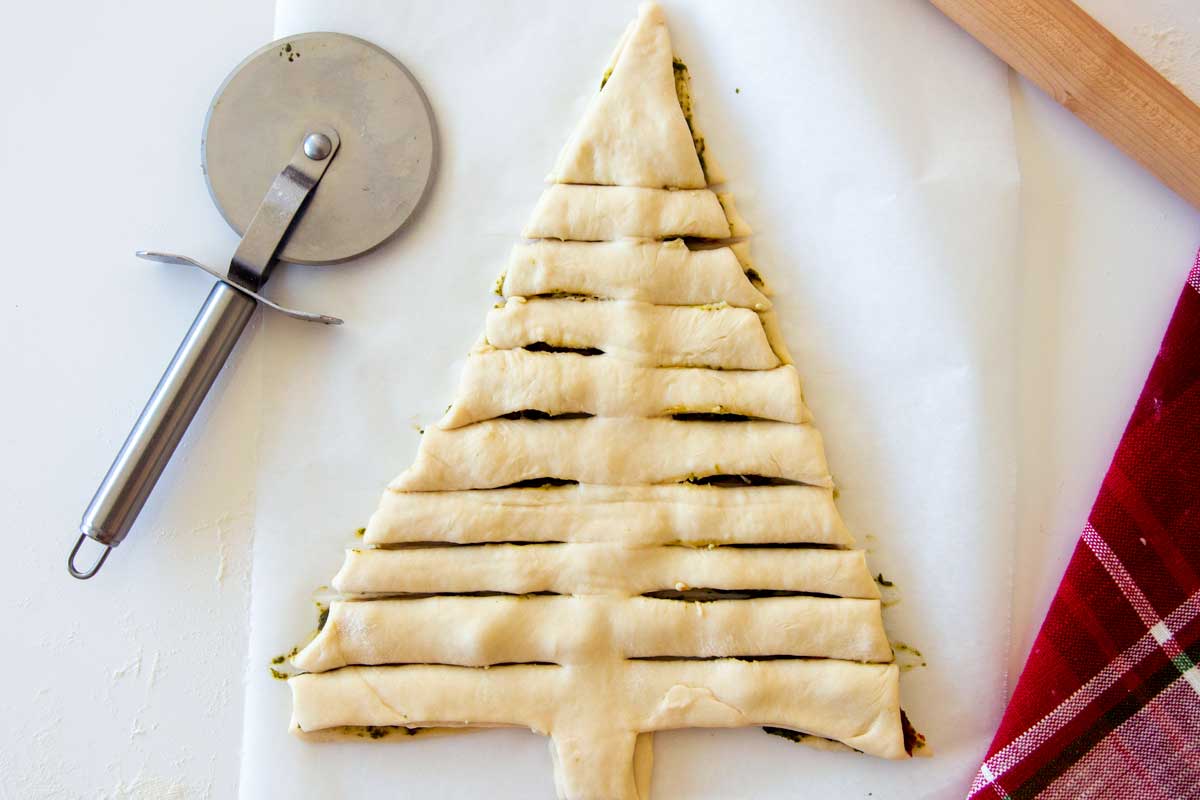 Christmas tree with dough cut into strips