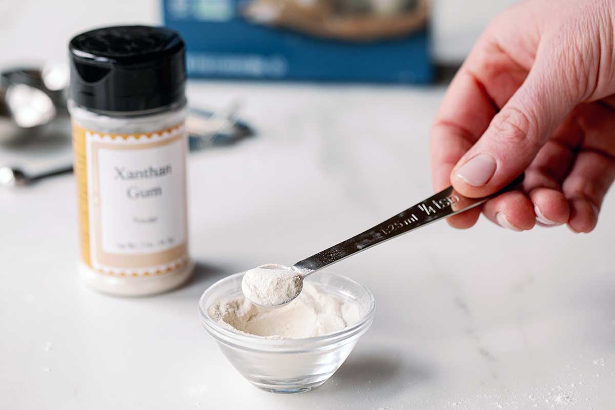 Spoonful of xanthan gum