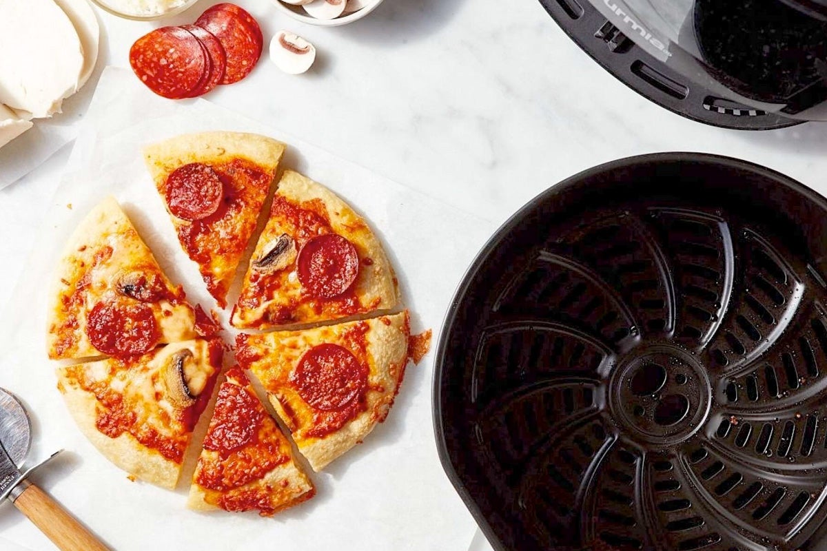 How to make pizza in an air fryer