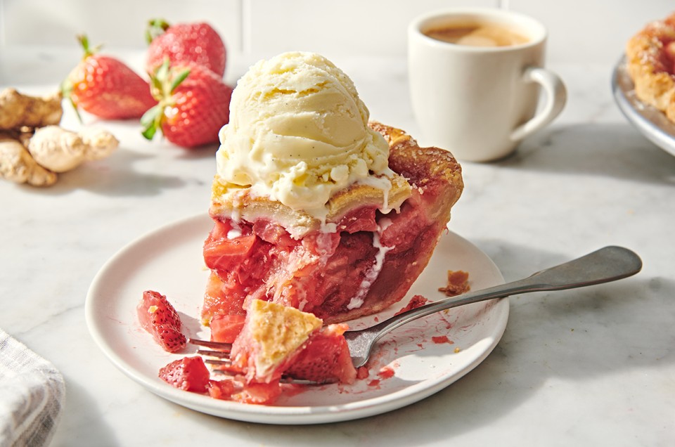 Lemon-Ginger Strawberry Pie - select to zoom