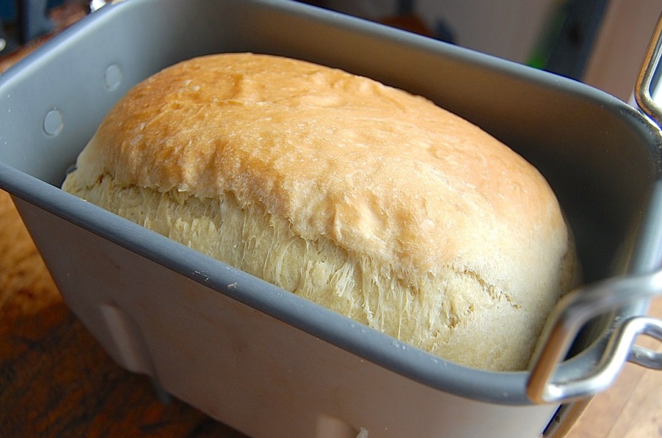 Converting recipes to the bread machine via @kingarthurflour