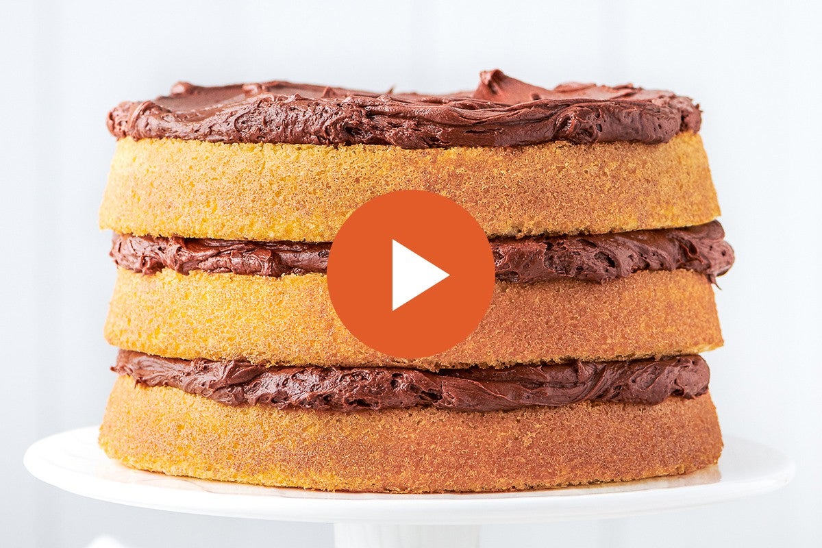 How to Bake Even Cake Layers