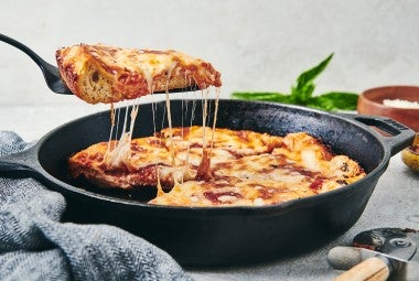 Keto-Friendly Cheesy Pan Pizza